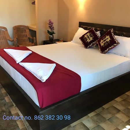 Carolina Guesthouse Colva Exterior photo